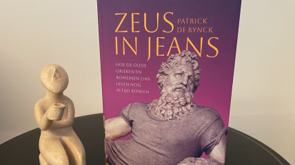 Zeus in jeans