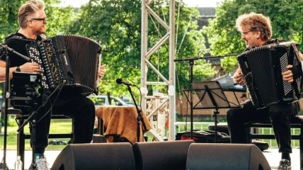 Elke keer anders - Zot van accordeon